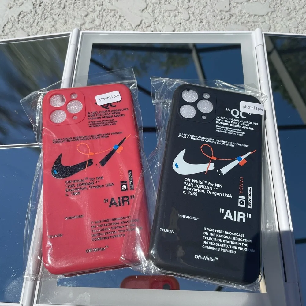 2 iPhone cases